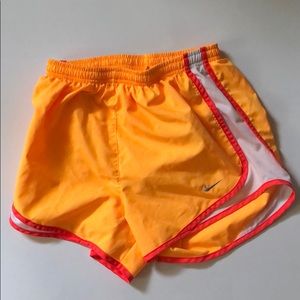 Women’s Nike Dri Fit running short XS